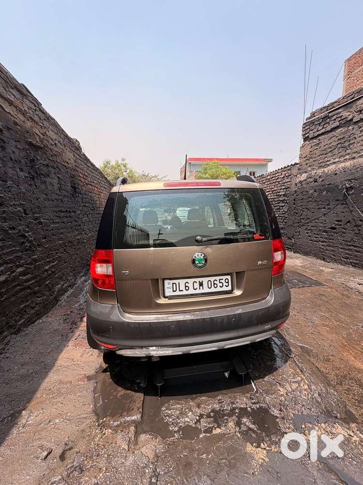 Skoda Yeti 2012 Diesel 70000 Km Driven. Ncl Exceutuve Car Very Maintan