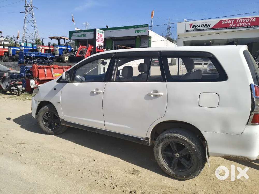Toyota Innova 2011 Diesel Well Maintained