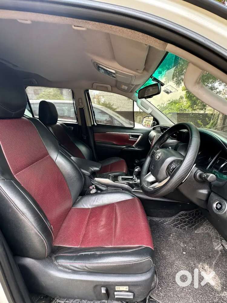 Toyota Fortuner Legender 2021 Diesel 4x2 At