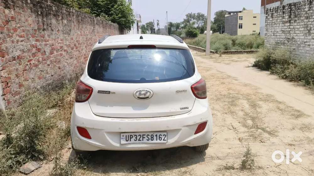 I10 Grand Push Button Start Top Model