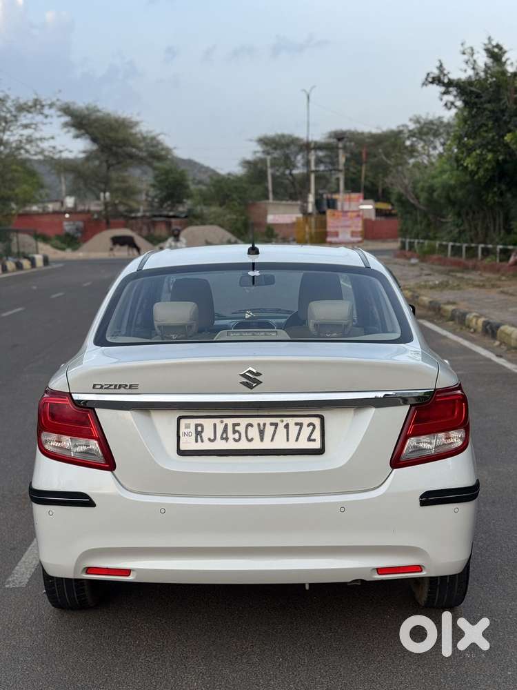 Maruti Suzuki Dzire 1.2 Vxi, 2023, Petrol