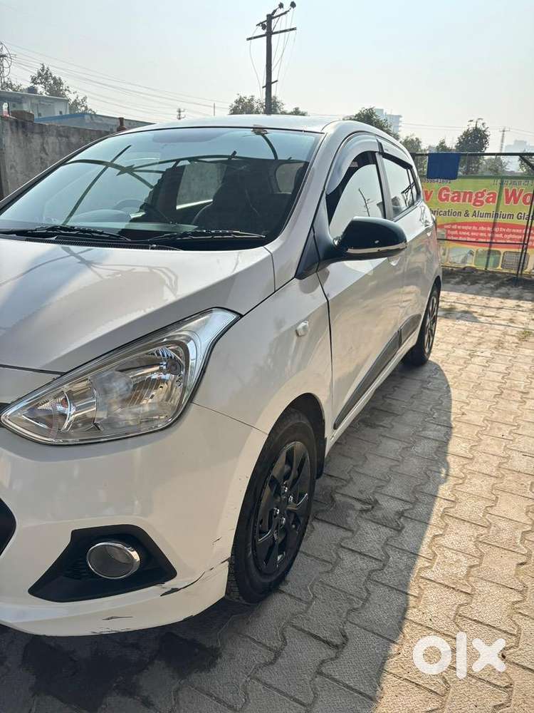 Hyundai Grand I10 2015 Cng & Hybrids Well Maintained