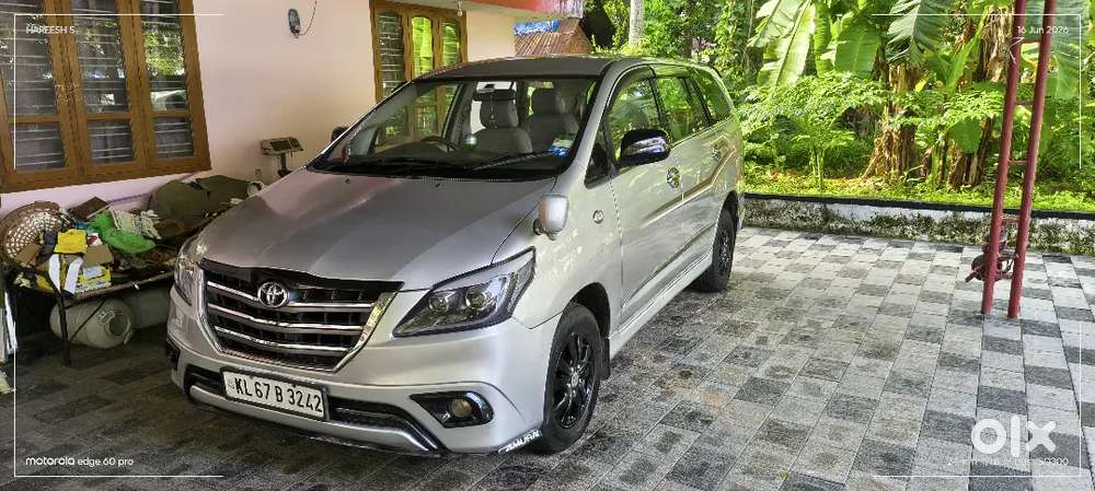 Toyota Innova 2.5 V 2010
