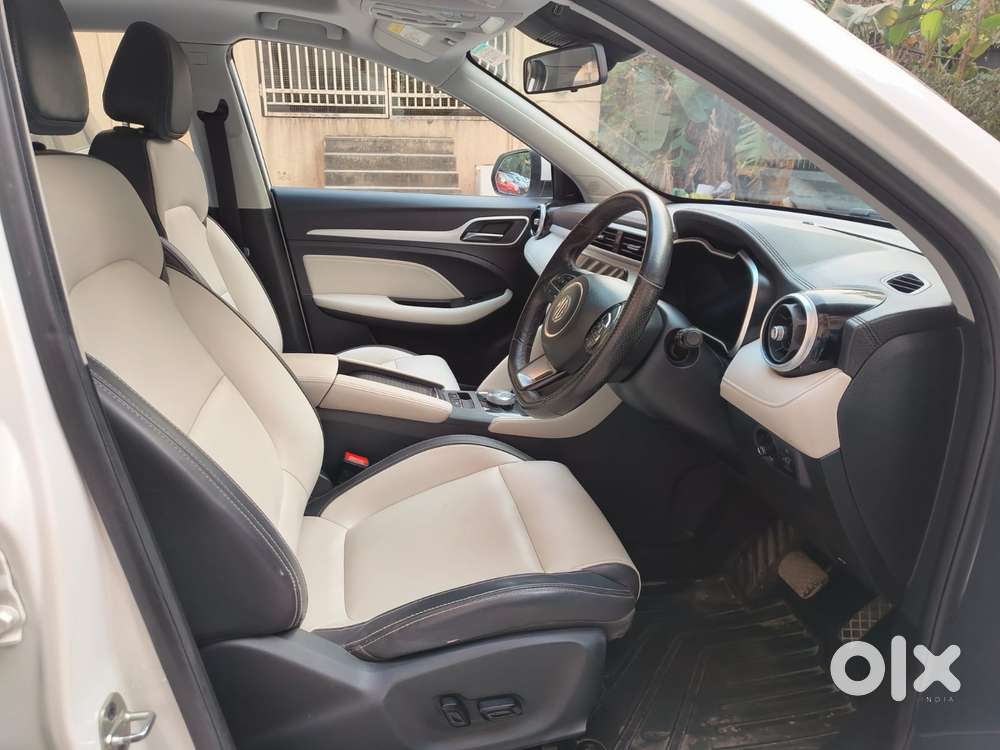 Mg Zs Ev Exclusive Iconic Ivory, 2022, Electric