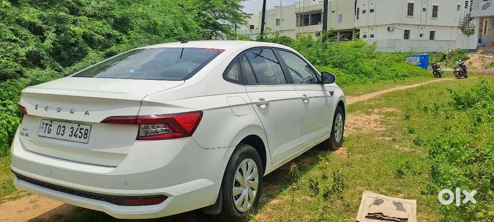 Skoda Slavia 2024 Petrol 9800 Km Driven
