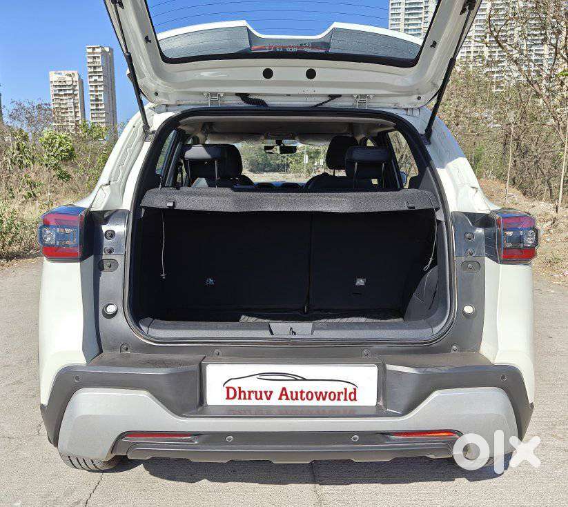 Nissan Magnite N-connecta Mt, 2024, Petrol