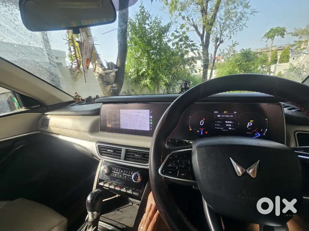Mahindra Xuv700 Dec 2022 Automatic Luxary Pack With Panaromic Sunroof