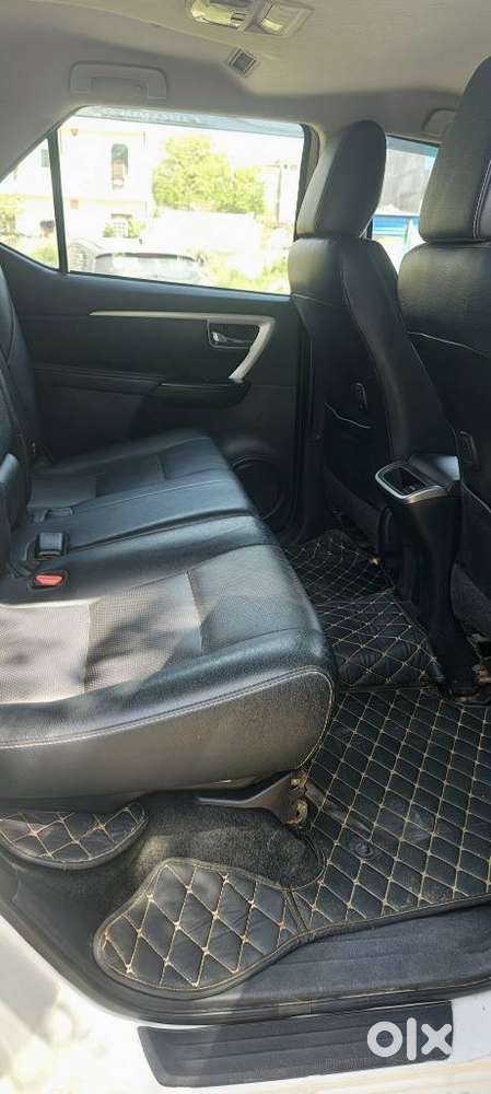 Toyota Fortuner 4x2 At 2.8 Diesel, 2022, Diesel