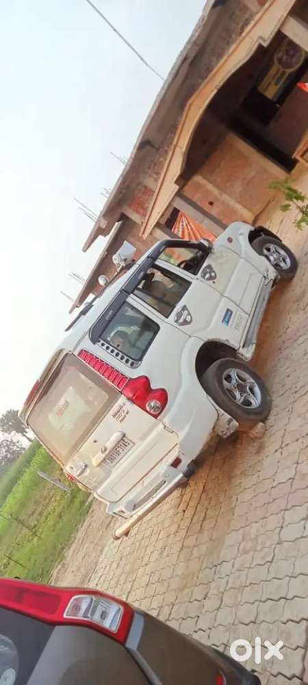 Mahindra Scorpio 2011 Diesel 68000 Km Driven