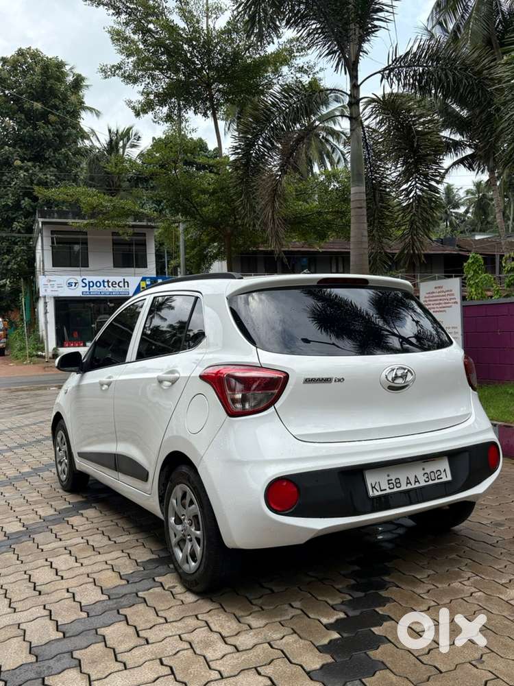 Hyundai Grand I10 Petrol 2017