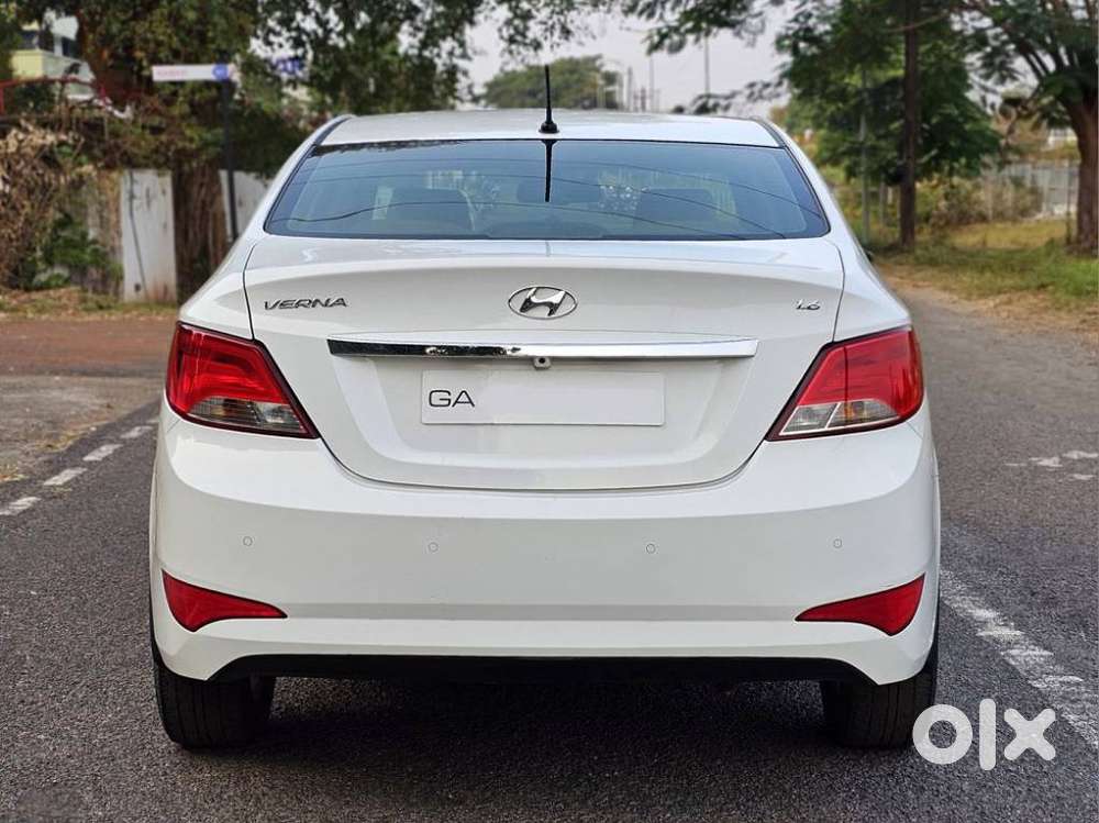 Hyundai Verna 1.6 S (o) Vtvt At, 2016, Petrol