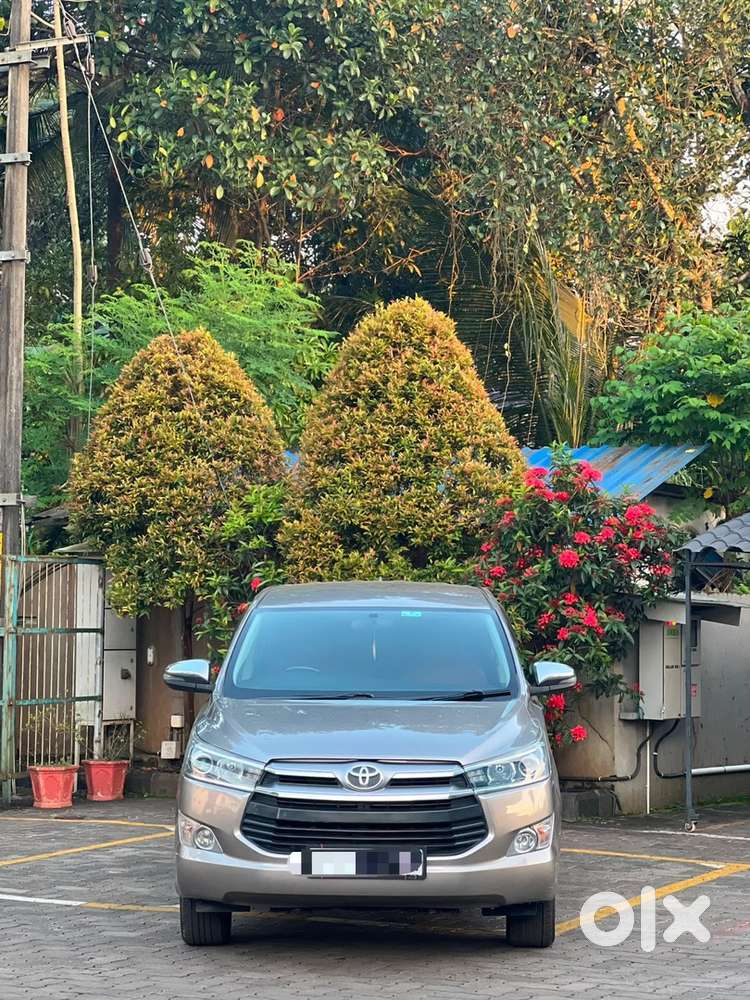 Toyota Innova Crysta 2017