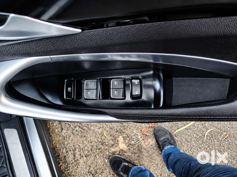Used Car For Sale, Mg Hector, Internet Inside, Silver Suv, Black Leath
