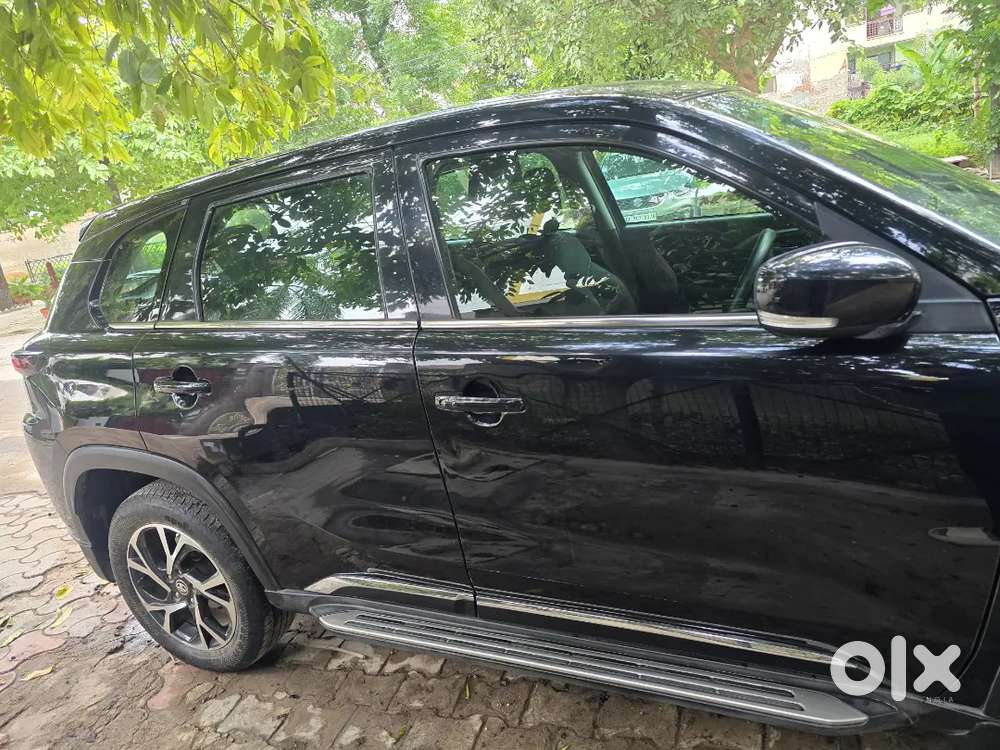  Toyota Urban Cruiser Hyryder G Cng (top Model)  2023  Black  Imm
