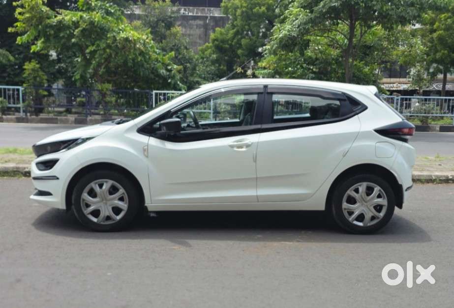 Tata Altroz Xm Plus Petrol, 2022, Petrol