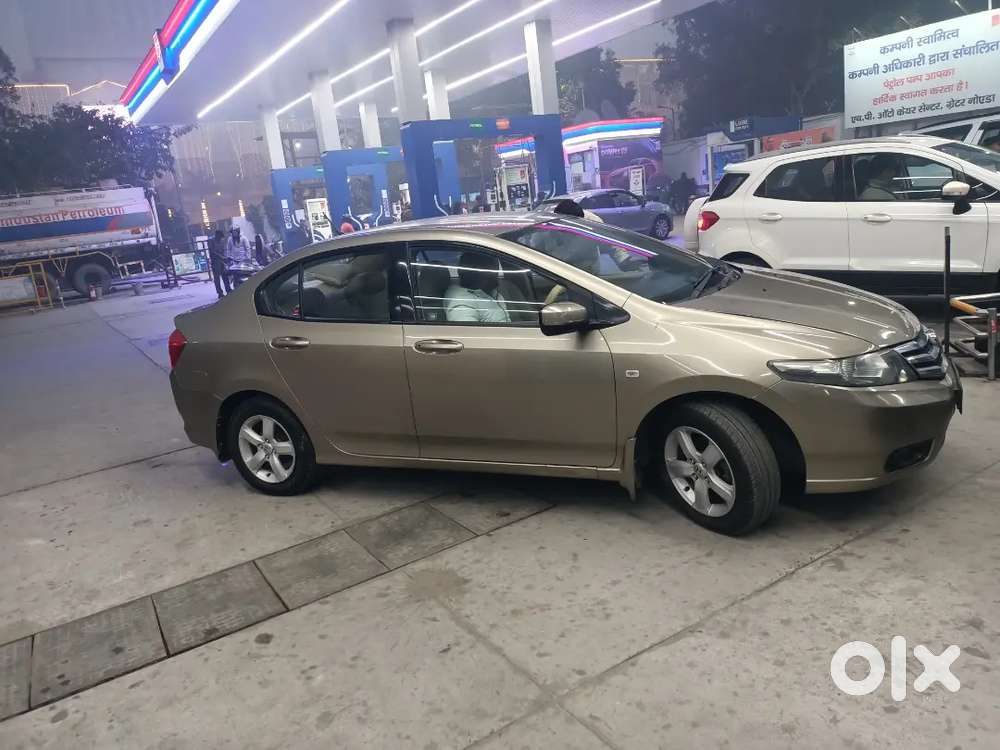 Price 260000 No Time Pass Please.