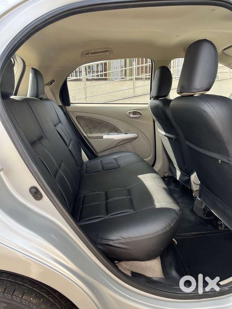 Toyota Etios Liva 2014-2016 V, 2016, Petrol