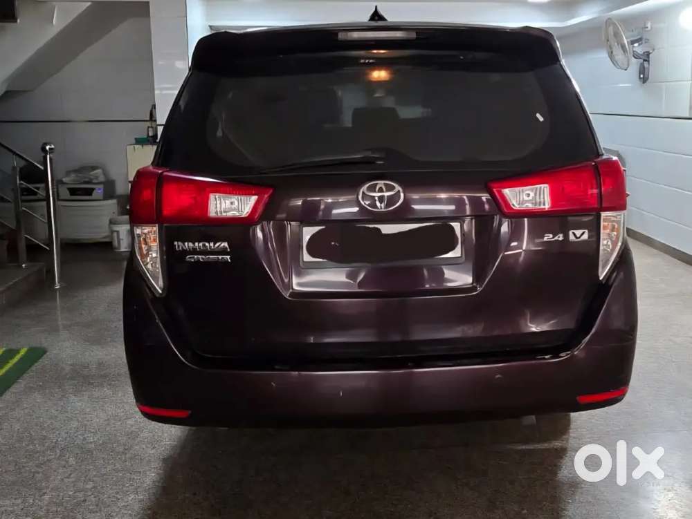 Toyota Innova Crysta 2018 Diesel 110000 Km Single Hand Driven