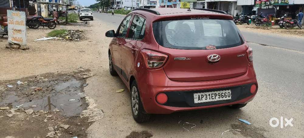 Hyundai Grand I10 Sportz 2018 Petrol