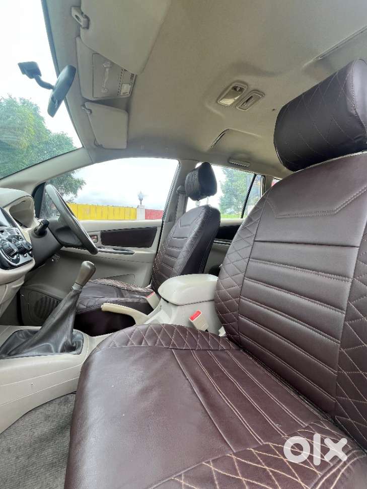 Toyota Innova 2.5 G (diesel) 8 Seater, 2012, Diesel