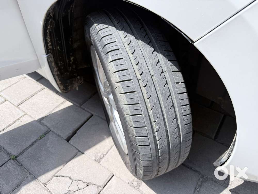 Honda Jazz V Mt Privilege, 2016, Petrol