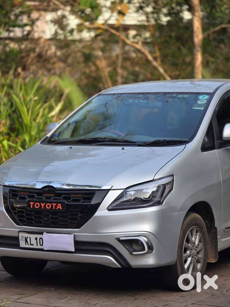 Toyota Innova 2012 Diesel Well Maintained