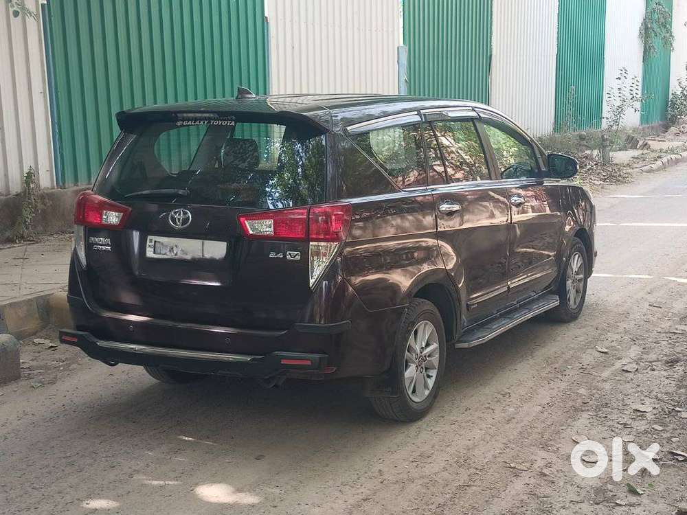 Toyota Innova Crysta 2.4 V, 2017, Diesel