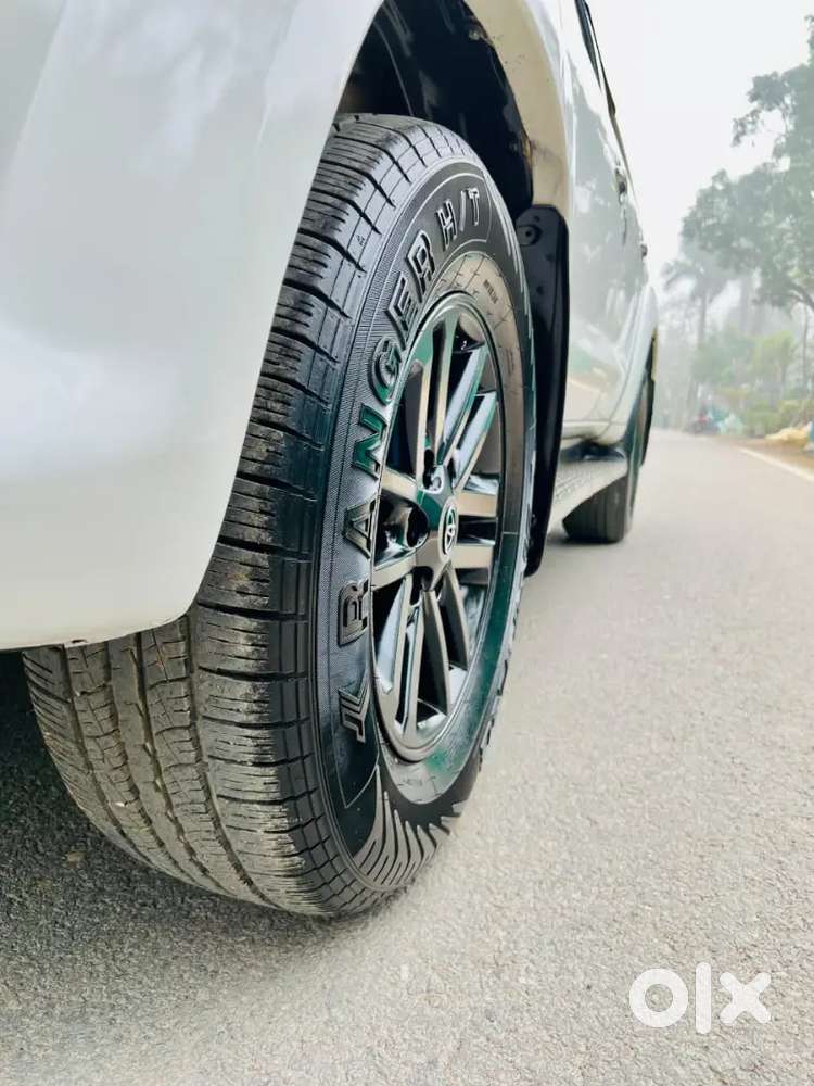 (argent,sale) Fortuner Car 2013 Model Km 1,57,000