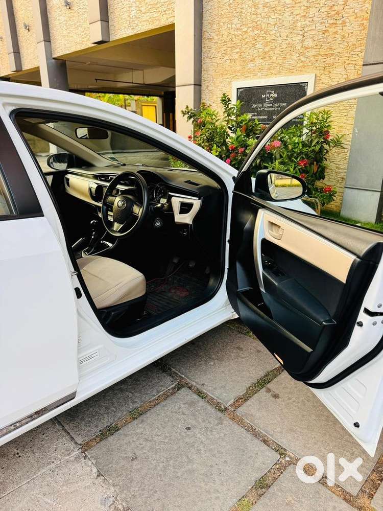Toyota Corolla Altis 2015 Diesel Well Maintained