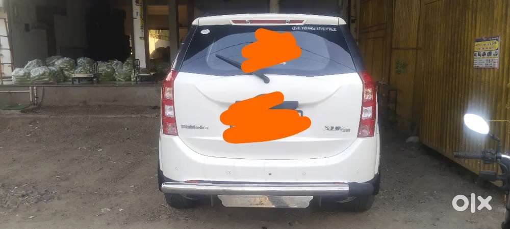 Mahindra Xuv500 2015 Second Owner
