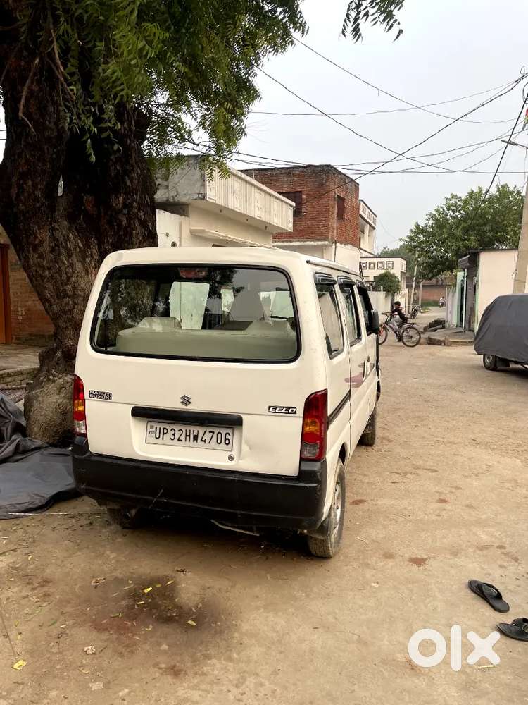 Maruti Suzuki Eeco 2017 Petrol &cng 119400 Km Driven