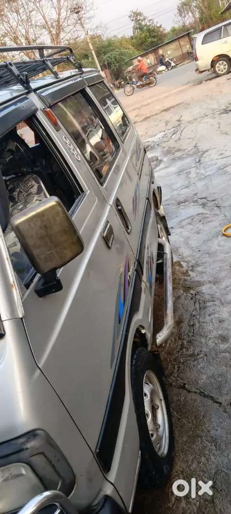 Maruti Suzuki Omni 2012