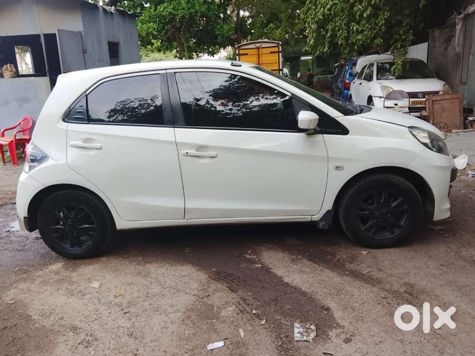 Honda Brio V Automatic, 2013, Petrol