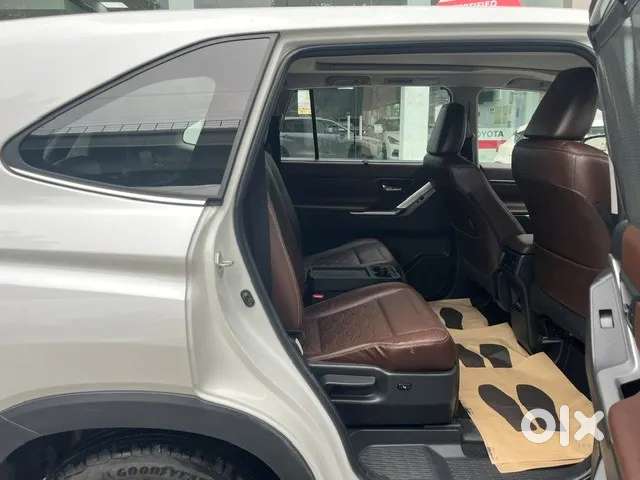 Toyota Innova Hycross 2.0 Zx (o) Hybrid 7 Str, 2024, Petrol