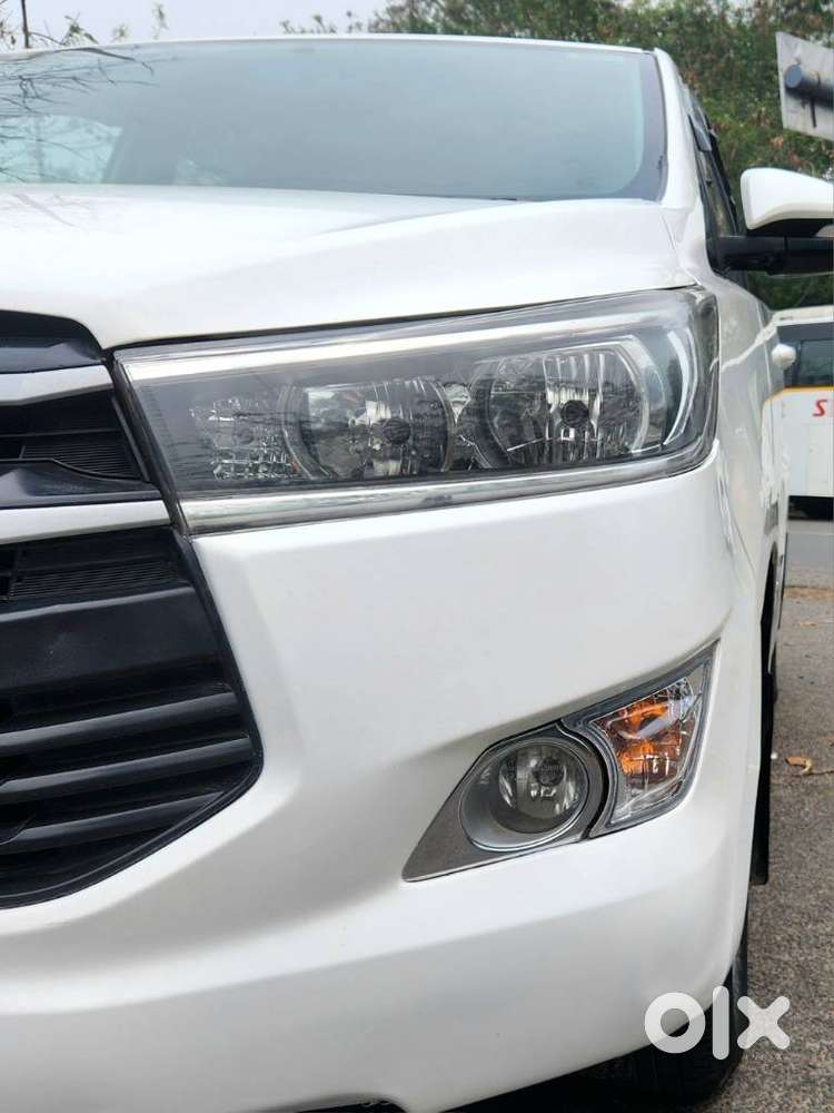 Toyota Innova Crysta 2.4 Gx Mt, 2017, Diesel