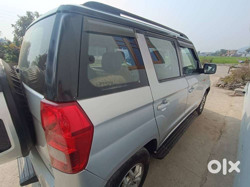 Mahindra Tuv 300 2018 Diesel Well Maintained