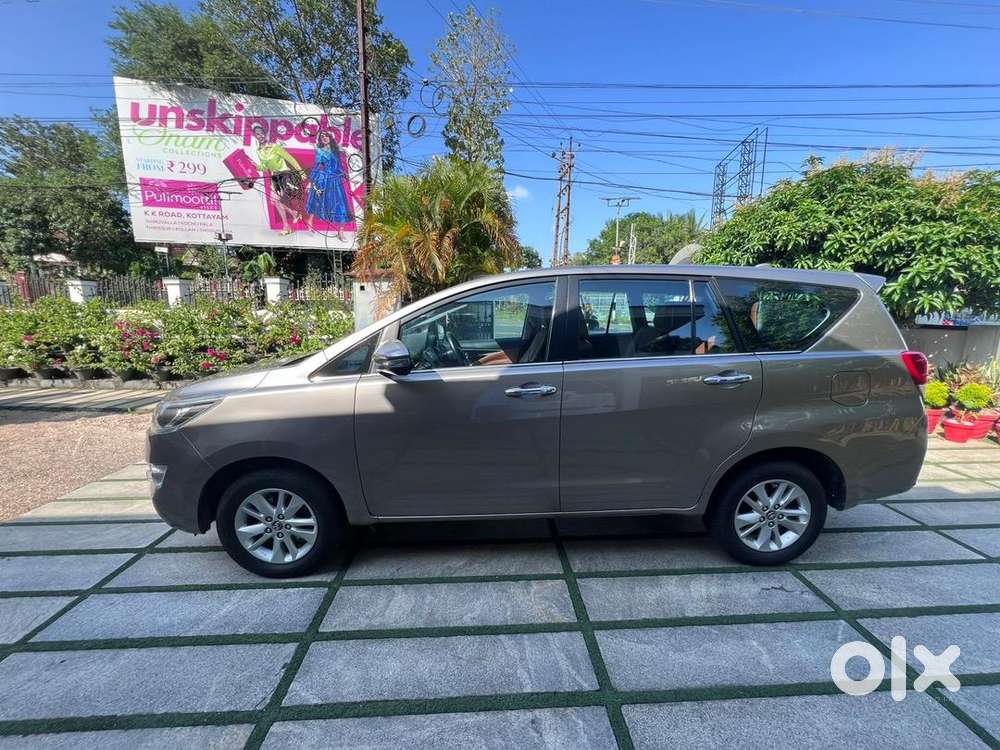 Toyota Innova Crysta 2018 Diesel Well Maintained