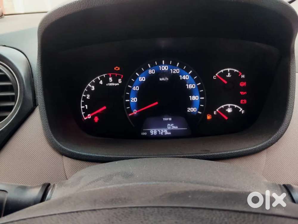 Hyundai Accent Hatchback 2016 Diesel 98729 Km Driven