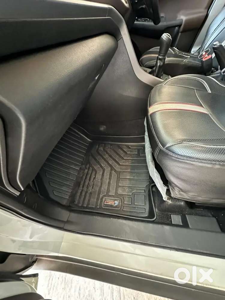 2022 Breeza Zxi Smart Hybrid