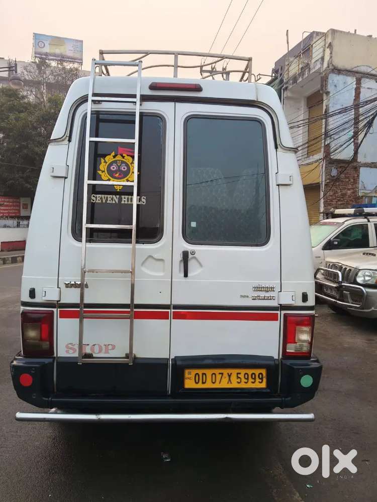 Tata Winger 2018 Diesel 290000 Km Driven