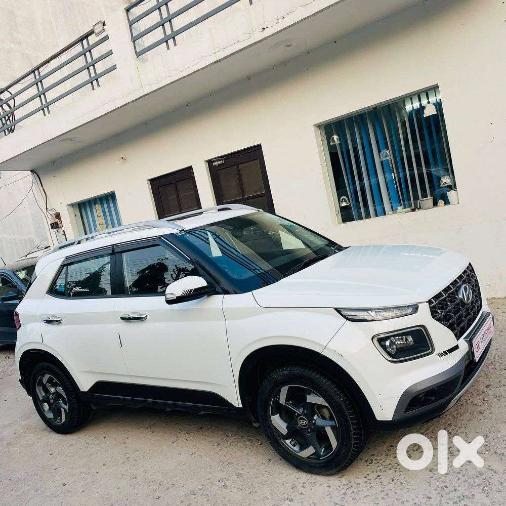 Hyundai Venue Sx Plus Turbo Dct, 2020, Petrol