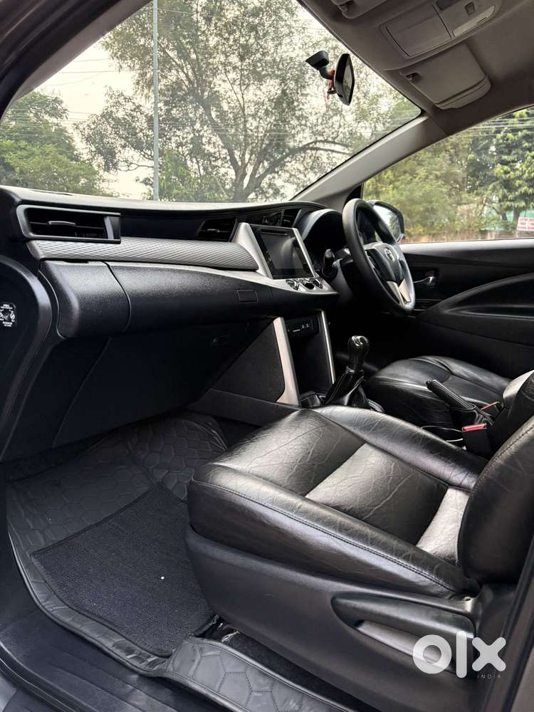 Toyota Innova Crysta 2.4 G Mt 7 Str, 2019, Diesel