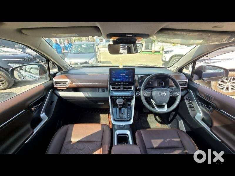 Toyota Innova Hycross 2.0 Zx (o) Hybrid 7 Str, 2025, Cng & Hybrids