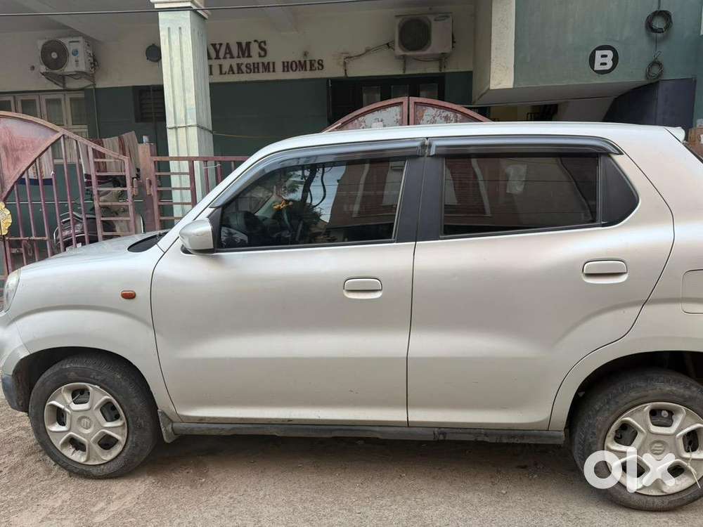 Well-maintained Maruti Suzuki S-presso Vxi+ (top Variant) For Sale.
