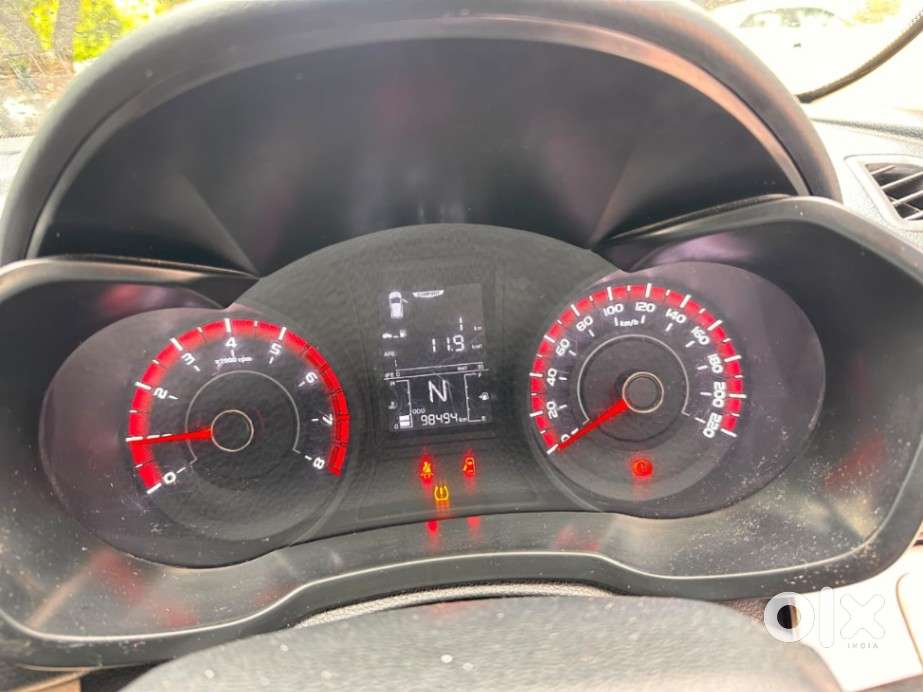 Mahindra Xuv300 W4, 2022, Petrol