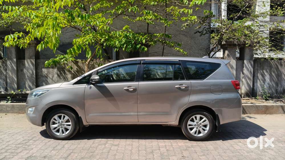 Toyota Innova Crysta 2.4 G Mt, 2017, Diesel