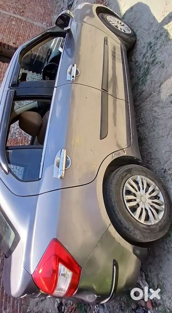 Maruti Suzuki Swift Dzire 2012 Diesel