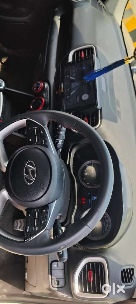 Hyundai Venue 1.5 Crdi Sx (o) Dual Tone, 2021, Diesel