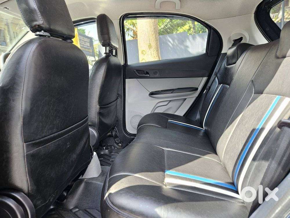 Tata Tiago 1.2 Revotron Xt (o), 2022, Petrol