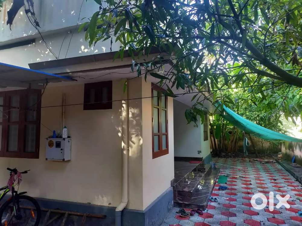 Rent- House near Kumarapuram